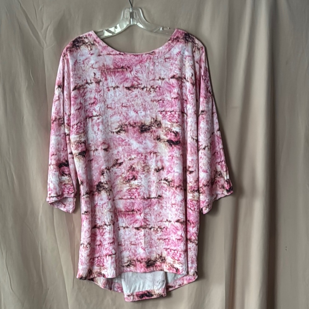 Soft Surroundings Pink and White 3/4 Sleeve Blouse